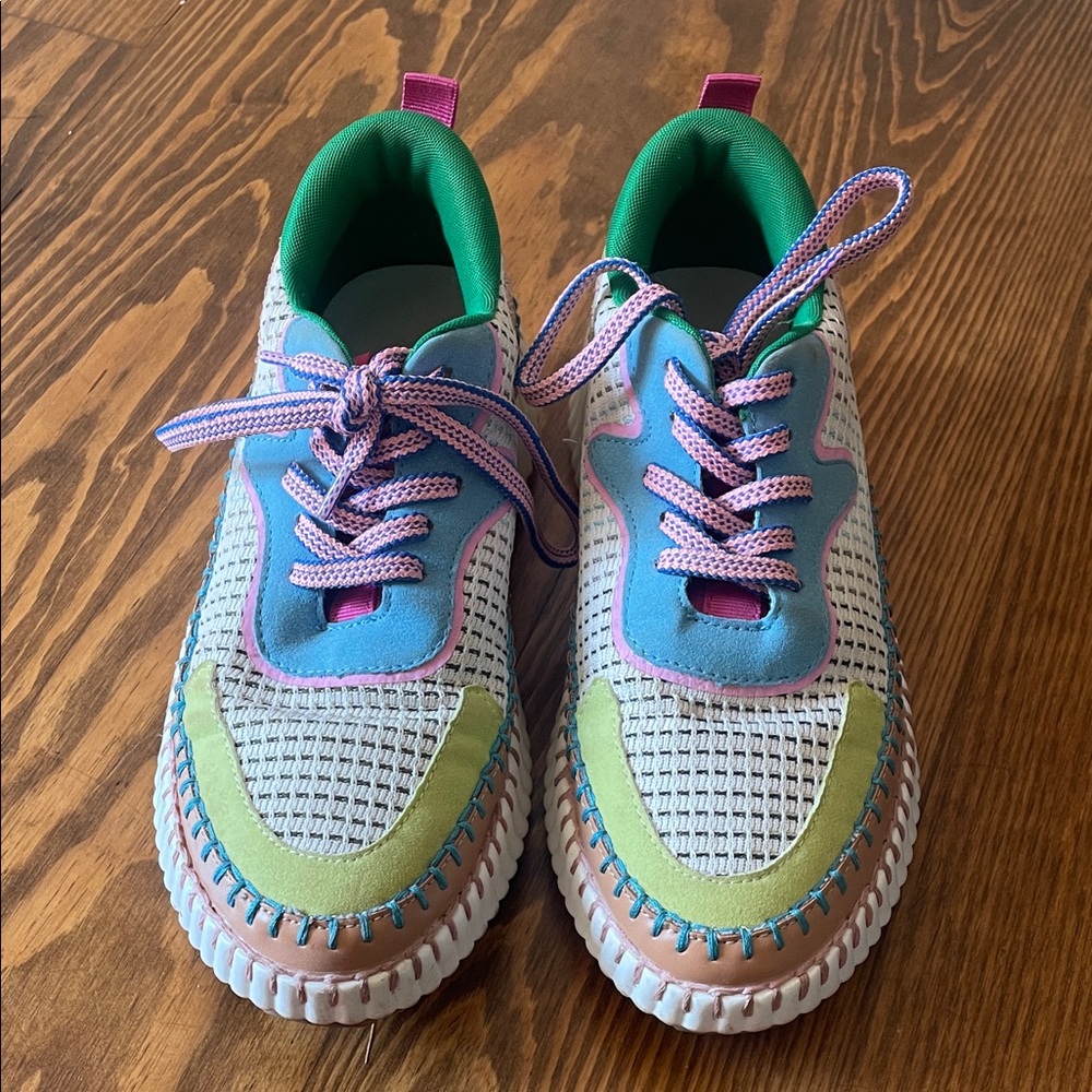 Stylish Multicolor Women's Sneakers